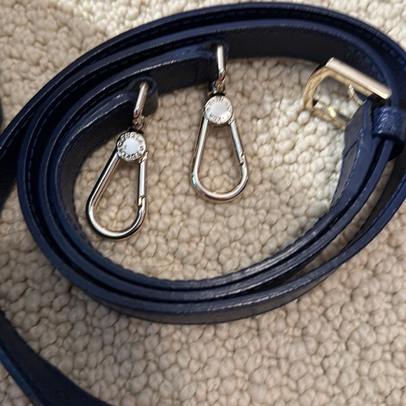 Furla Metropolis medium satchel in navy - Picture 11 of 11